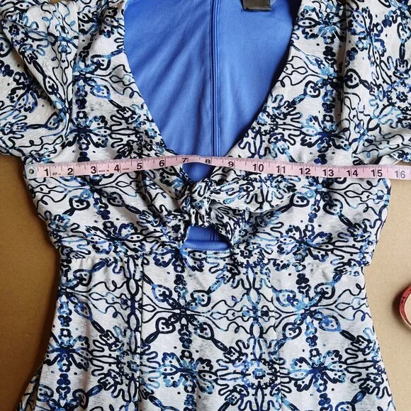 Taylor Blue & White Midi Dress | Flutter Sleeve | Coastal Chic | Size 2 - Picture 9 of 10